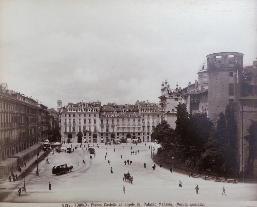 Fotografie di Torino. Torino, Giacomo Brogi, 1875-1880 circa.