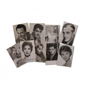 Raccolta di fotografie autografate di attori e cantanti italiani. Anni '50 del XX secolo.