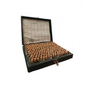 Set omeopatico da viaggio. Parigi, Jean Boiron, 1935 circa.	